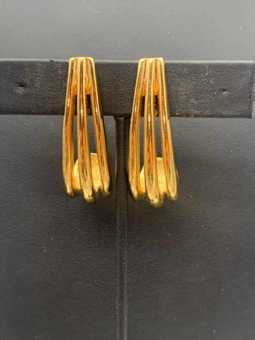 Vintage long Gold Tone Triple-Bar Hoop clip on Earrings - Women Jewelry